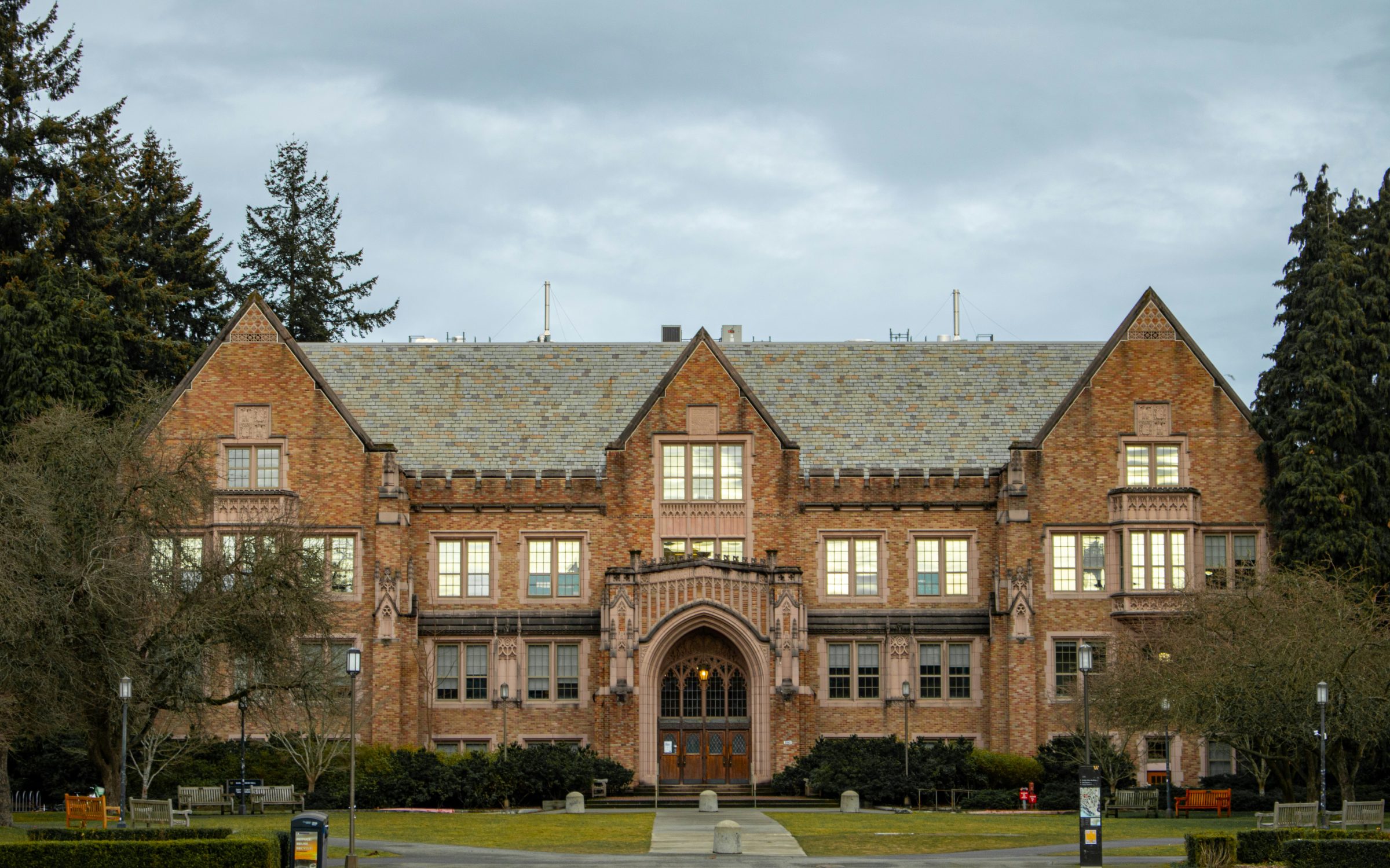 What Do US News College Rankings Really Mean?